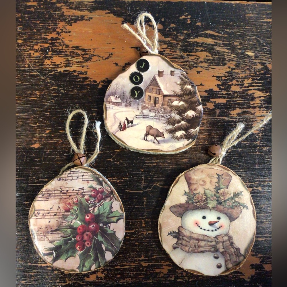 Rustic Holiday Ornaments Set